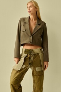 AnetM - EastWest portfolio '25 - 1726824607-ebab1d41309200b41f1637dac6654db4.jpg