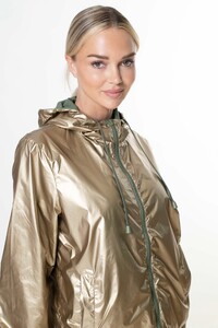 Anouchka - OwnPortfolio - g_40_C1S8UvwqCCkC.jpg