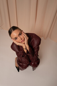 Anouchka - OwnPortfolio - g_40_CiyszKJcuu10.jpg