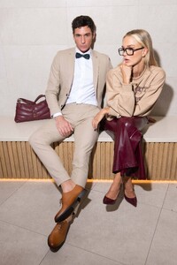 Anouchka - OwnPortfolio - g_40_FXpQHkZPdrzf.jpg