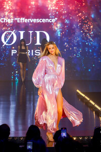 Anouchka - OwnPortfolio - g_40_e25lqW1juwfz.jpg