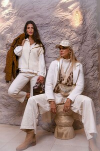 Anouchka - OwnPortfolio - g_40_meiZAFu1U5SH.jpg