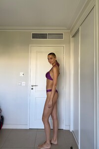 Anouchka - OwnPortfolio - g_40_uallAHXJU1HC.jpg