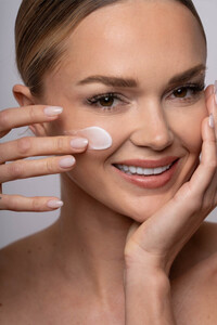 Anouchka - OwnPortfolio - g_40_wBxzwh1VxI4l.jpg