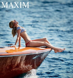 Elizabeth Turner - Maxim [2016.08.22] by Gilles Bensimon 0916-mx-ft_portfolio_turner.01.jpg