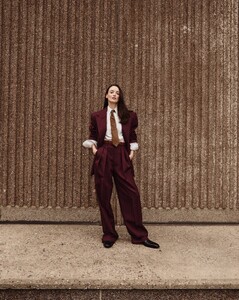 Elle Canada Summer 2025_10.jpg