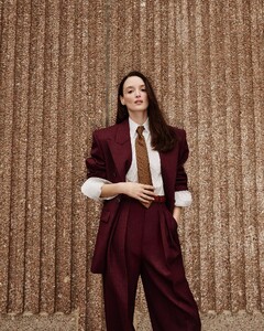 Elle Canada Summer 2025_4.jpg