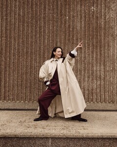 Elle Canada Summer 2025_9.jpg