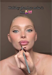 Elsa Hosk - TikTok 10.jpg