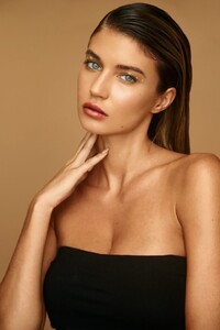 HayleyM - SourceModels portfolio_1580853020-deca2ae9d13831d51a5b66495222d994.jpg