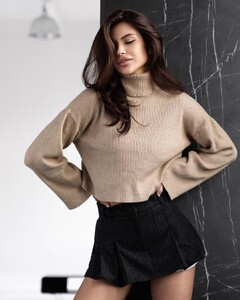 Iryna Dzhagarova - Instafit Bio 03.jpg