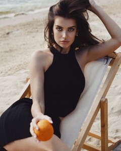 Iryna Dzhagarova - Instafit Bio 08.jpg