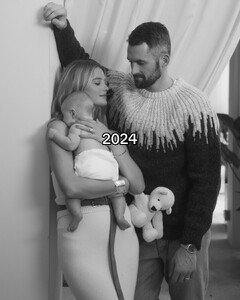 Kate Bock - TikTok Pic 01.jpg