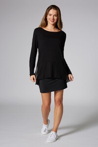 Kianna - PineappleUK_mesh-hem-ls-top-black-TL15730A1-01_078ed106-a4f6-4bfb-96ae-4f7b7d936c39.jpg