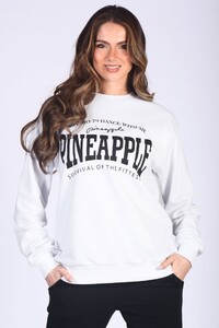 Kianna - PineappleUK_unisex-white-oversized-jumper-tl16120a2-01_39b5f970-b5fe-49ed-b727-db7cffac6923.jpg