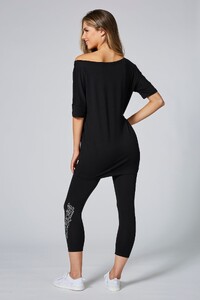Kianna - PineappleUK_viscose-tee-black-TS16150A1-04.jpg
