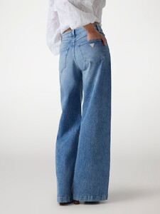 KiannaLS - Guess_Bellagio wide leg jeans Women-5 - W5YA1CD5QP2-UBL1-ALT2.jpg