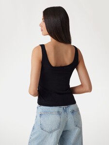 KiannaLS - Guess_Sweater tank top Women-5g - W5GR16Z3E22-JBLK-ALT2.jpg