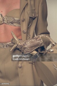 LisaAnne s96hanaeHC--.jpg