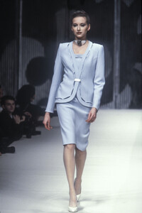 LisaAnne s97hanaeMoriHC-01.jpg