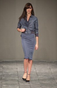 Marcel Marongiu 2001 Women RTW 58.jpg