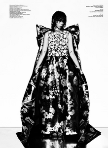 V Magazine - Spring 2020-155.png