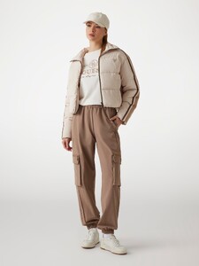 VSeleznova - Guess_Contrasting band puffer Women-5 - V5RL04WGYC2-A60P-ALT1.jpg