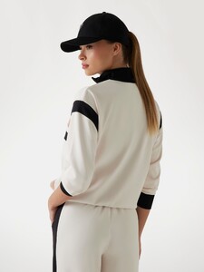 VSeleznova - Guess_Contrasting bands sweatshirt Women-5 - V5RQ00KCO72-G6F4-ALT2.jpg