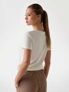 VSeleznova - Guess_Front Logo jersey t-shirt Women-5 - V5RI05J1314-G6K5-ALT2.jpg