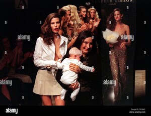 VieraS rw s01elspethGibson.jpg