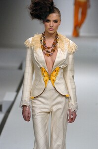 beznosyu s05stephaneSaunierHC-15b.jpg