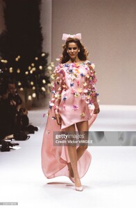 cindyLewis s91givenchyHC-8.jpg