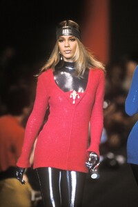 ilonka f91karlLagerfeld-38.jpg