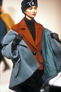 jade brown ba897-.jpg