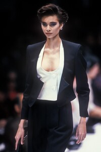 jade brown gf9022.jpg