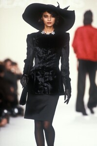 jade brown js8917.jpg