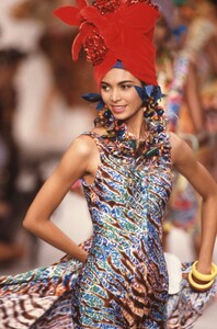 jade brown js902.jpg