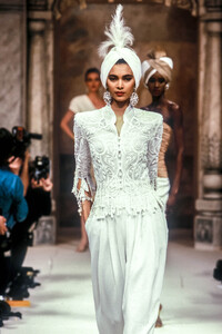 jade brown js9069.jpg