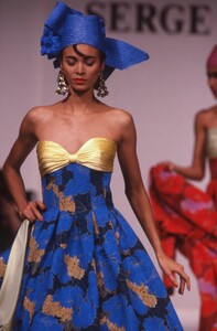 jade brown sl9010.jpg