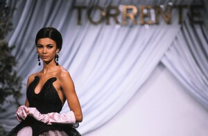 jade brown to911-.jpg