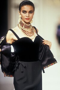 jade brown va8962--.jpg