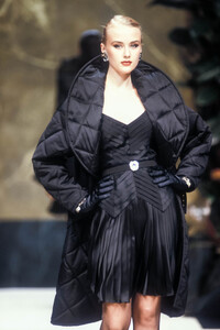 kretova f91scherrerHC-75.jpg