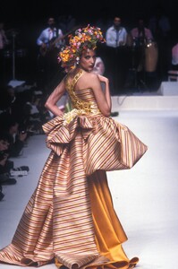 lisaAnne s96ninaRicciHC-79a.jpg