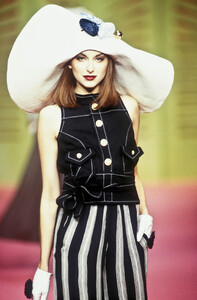 lisa anne cl9317-.jpg