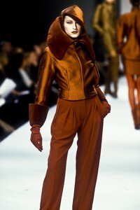 lisa anne cm9662-.jpg