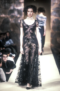 lisa anne hm9828.jpg