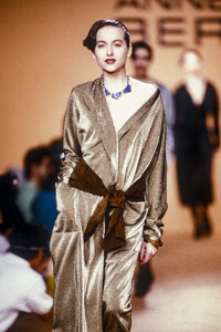 lisa anne maybe ab9063-.jpg