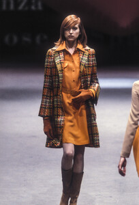 lisa anne mo9615.jpg