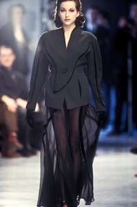 lisa anne tm9349--.jpg