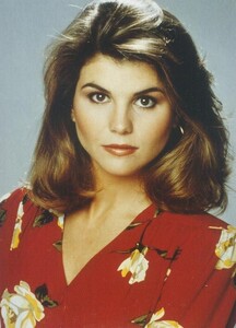 lori-loughlin.jpg